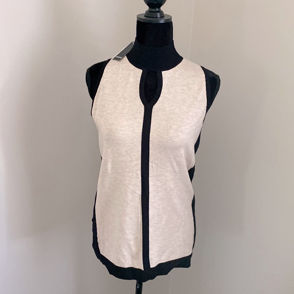 Premise Black/Ivory keyhole neck sleeveless turtleneck Sweater